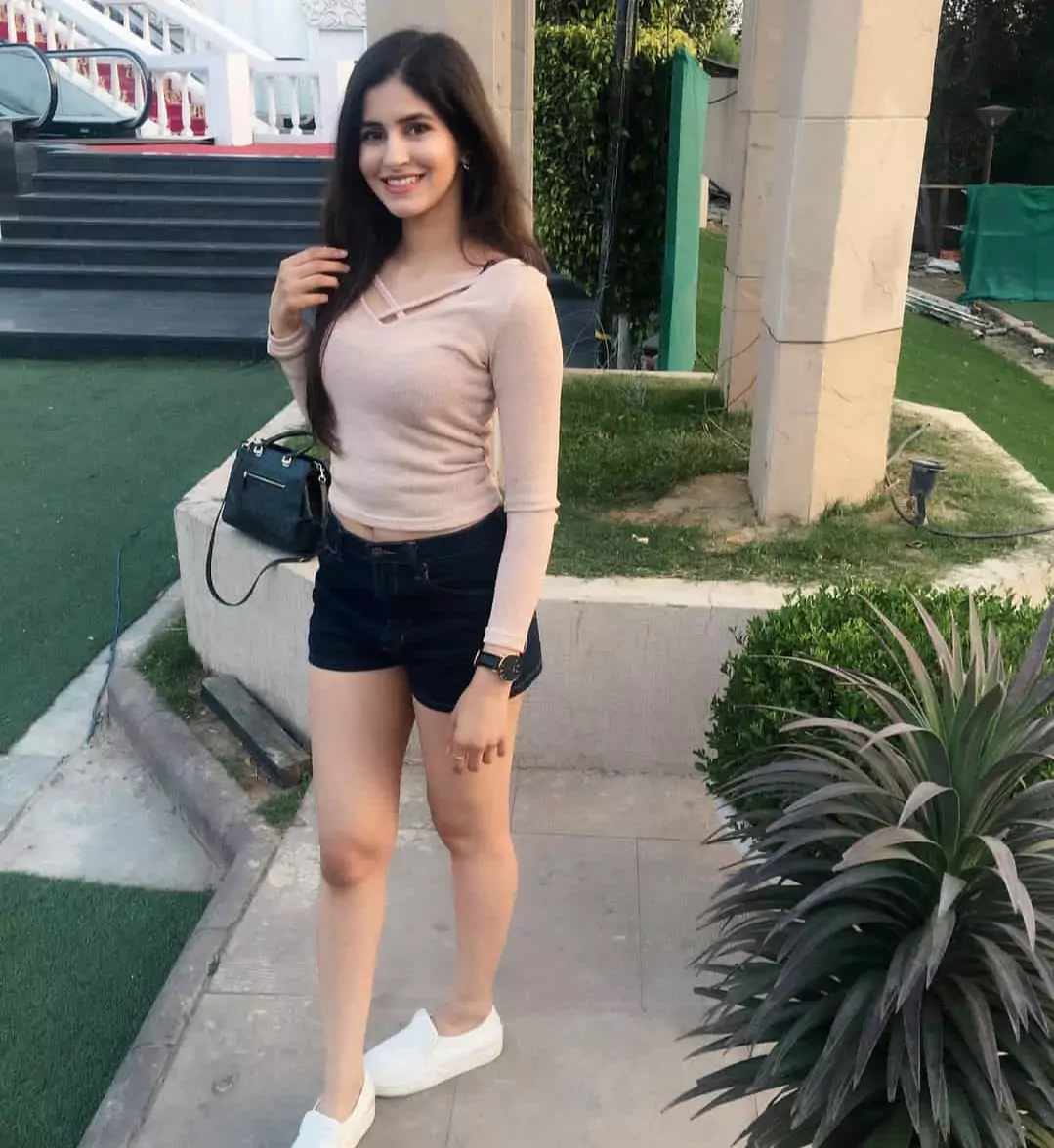 VIP call girls in Bangalore